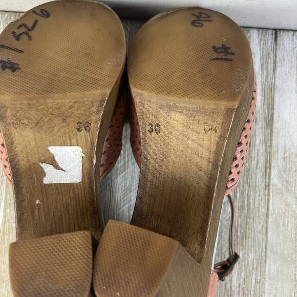 ERIC MICHAEL Womens 36 US 6-6.5 Dusty Pink Leather Heeled Mary Jane Clogs Shoes - Picture 11 of 11